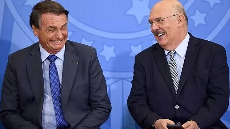 MPF pede que Justiça do DF continue investigação sobre Bolsonaro e Milton Ribeiro