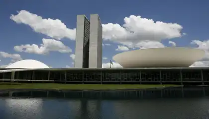 Congresso pede para STF suspender decisão de Dino que travou pagamento de emendas