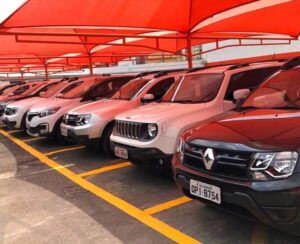 Fabricante e concessionária são condenadas por vender produto com defeito