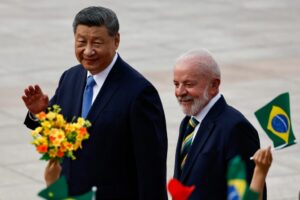 A encruzilhada diplomática brasileira: O realinhamento estratégico com a China sob a lupa do Poder Executivo