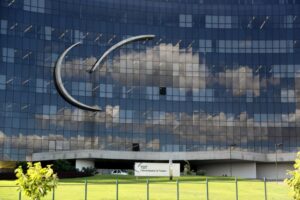 A Indivisibilidade da Fraude: Por Que Seu Julgamento Exige Um Exame Único da Realidade