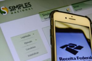 Súmulas CARF 76 e 99 no Simples Nacional: O Diálogo Essencial para a Segurança Jurídica do Contribuinte