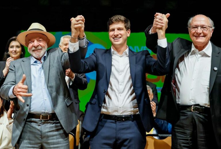 Cenário Político-Eleitoral: O Desafio de João Campos em 2026