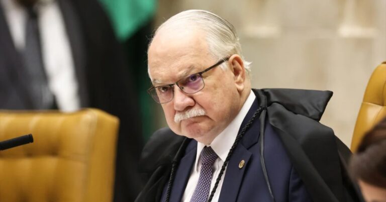 Fachin ordena que PF informe sobre dados do celular de Daniel Vorcaro