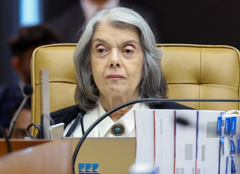 STF: Cármen Lúcia lamenta mal-estar cívico em julgamento sobre Moraes