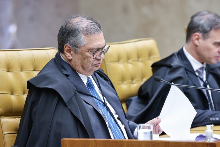 STF: Ministro Flávio Dino retira sigilo de investigação em SP