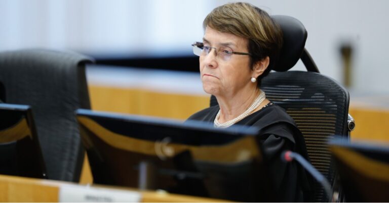 TST condena plano de saúde a custear internação para obesidade mórbida