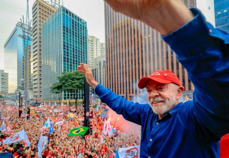 O Futuro Político de Lula: Desafios e Reinvenção no Terceiro Mandato