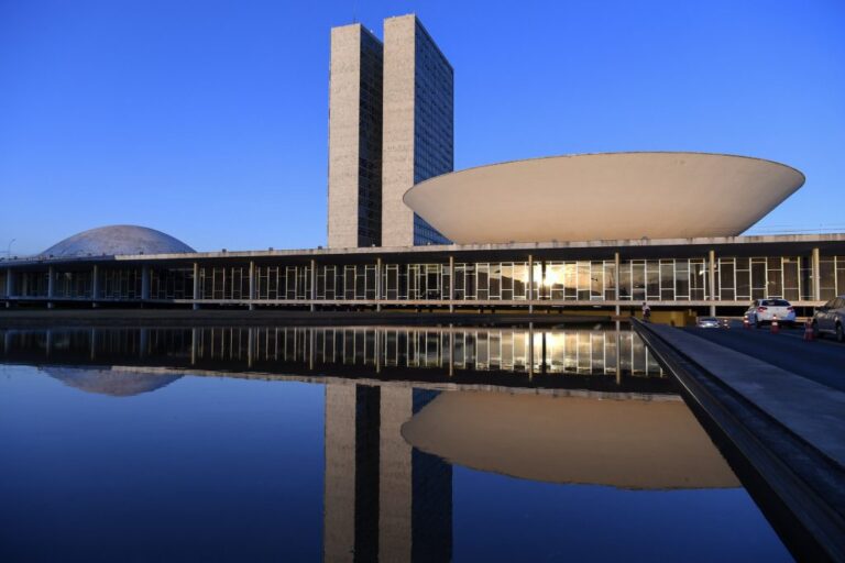 PEC do Fim da Escala 6×1: O que muda na legislação trabalhista brasileira